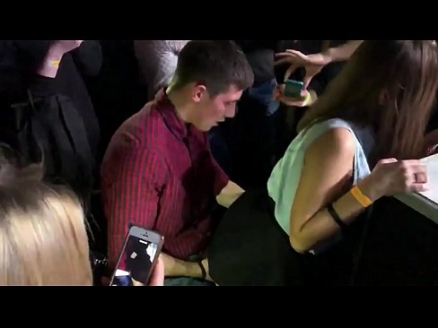 ❤️ Рэальны сэкс у рускім начным клубе. 18-гадовую расейку ў анус і похву трахнулі ў начным клубе ❤️❌ Супер сэкс у порна be.porn-mz.ru